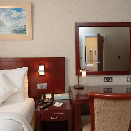 Hotel The Savoy Jersey 4*