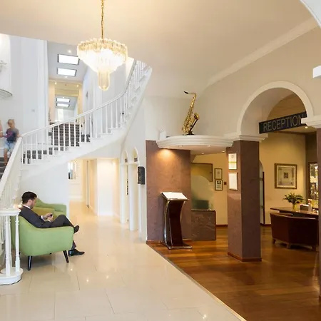 Savoy 4* Saint Helier Jersey