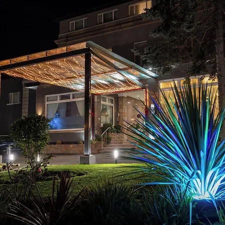 The Savoy Jersey ホテル