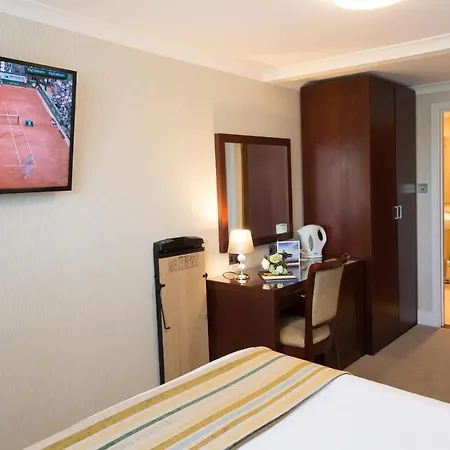 Savoy 4*