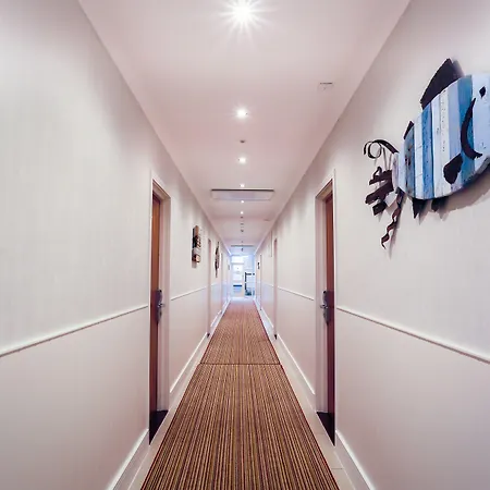 Hotel The Savoy Jersey