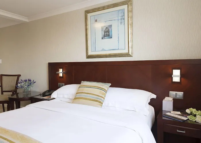 The Savoy Jersey Otel Saint Helier Jersey