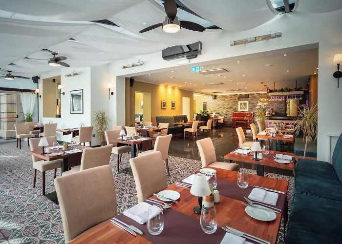 Otel The Savoy Jersey